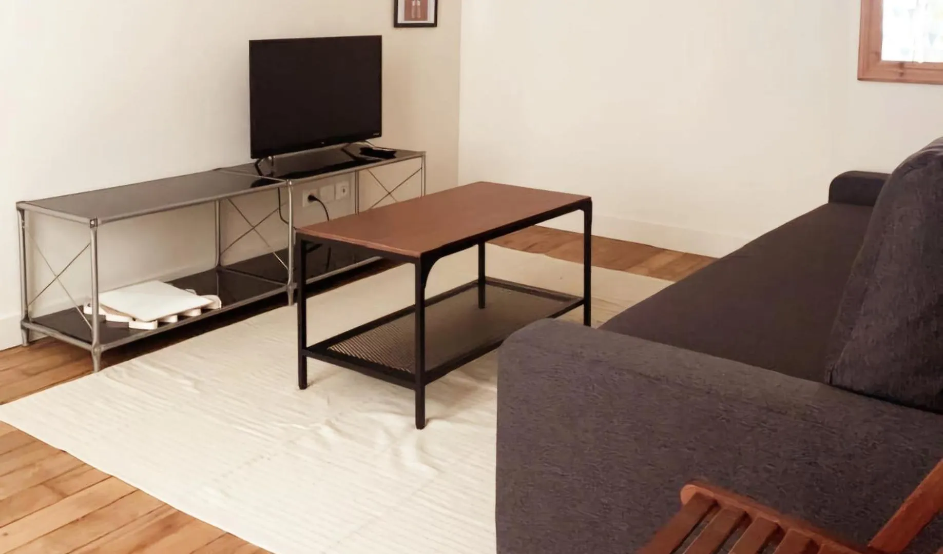 Apartment Cozy 32 M Near Montmartre